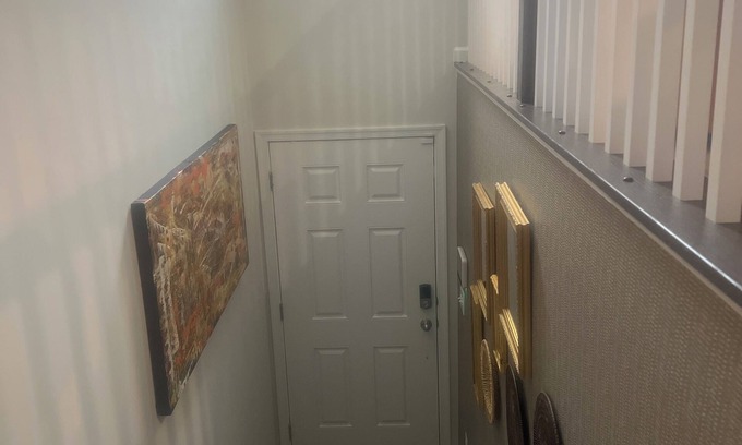 Laurel House | Charming 2-bedroom townhome in Laurel with WiFi and AC