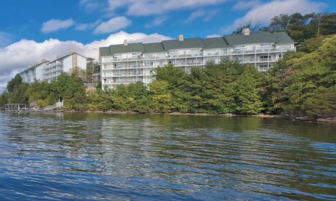 Osage Beach Resort | Charming 2-bedroom resort with WiFi, fitness room in enjoyable Osage Beach