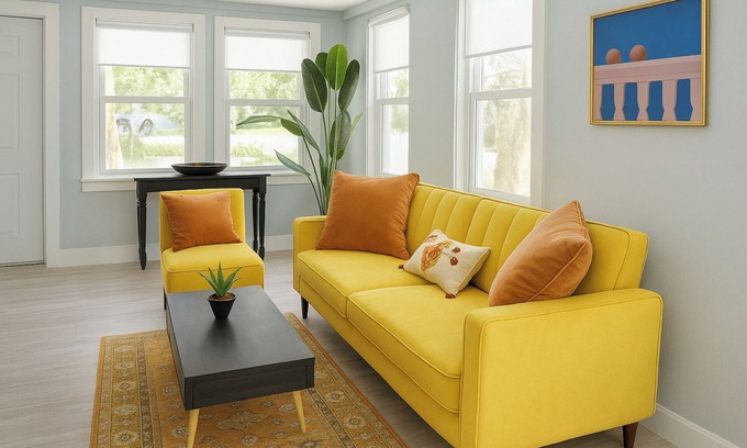 Lake Worth Cottage | Charming 3-bedroom cottage in Lake Worth Beach w. Enclosed Backyard & BBQ!