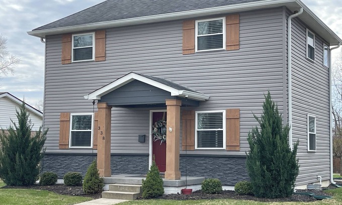 Fortville House | Charming 3-bedroom, 2-12/bath house with AC, WiFi in peaceful Fortville