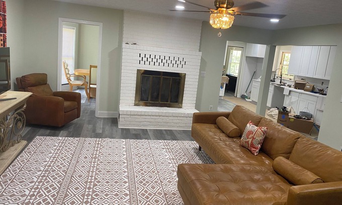 Lithonia House | Charming 3-bedroom house in peaceful Stonecrest with WiFi, AC and pool