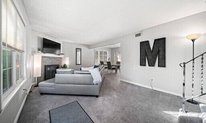 Madison House | Charming 3-bedroom home with firepit
