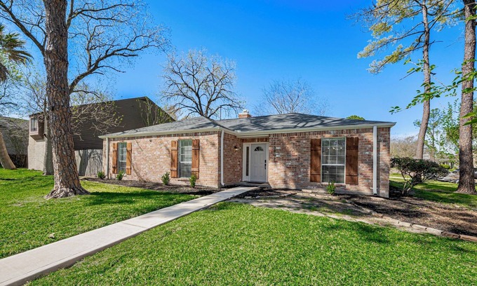George Bush Park/Eldridge House | Charming 4-bedroom house with AC, WiFi in marvelous Houston