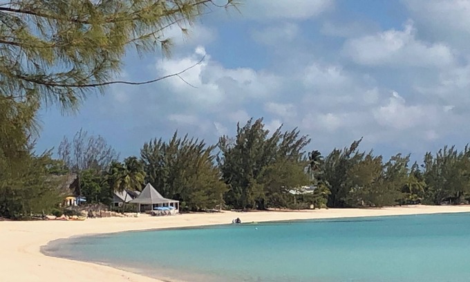 New Bight Cottage | Charming Beachfront Cottage on Best Cat Island Beach!