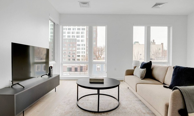 Central Square Apartment | Charming Central Square 1BR w/W/D near Central Square T, by Blueground