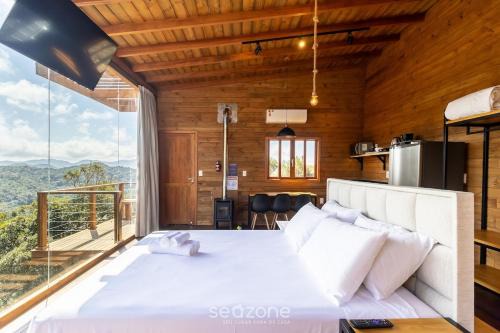 Anitapolis House | Charming Chalet w/Jacuzzi Hot Tub VST024