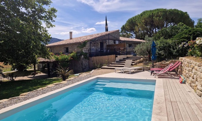 La Begude-de-Mazenc Apartment | CHARMING COTTAGE LA MARTINELLE