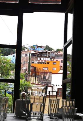 Zona Centro Apartment | Charming Cocoon with Balcony - Historic downtown