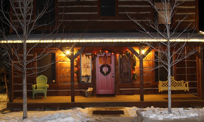 Hailey House | Charming Cottage Magical Experiences outside your door Spring Summer Fall Winter