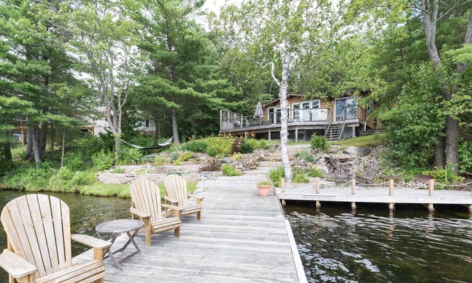 Georgian Bay Cottage | Charming Cottage on Gloucester Pool w/ Firepit, Sauna, Disc Golf Course & more!