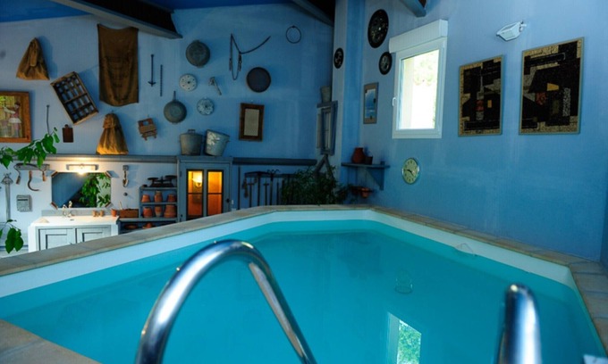 Bedoin Cottage | Charming cottages, private heated pool and indoor solarium, private outdoor