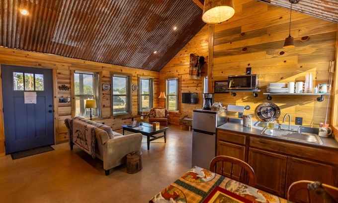 Wimberley Cottage | Charming Equestrian Country Cottage #1@Rustx Ranch
