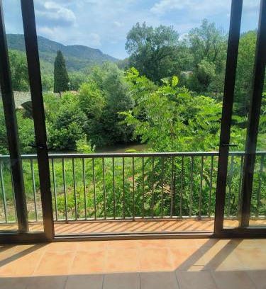 Sant Llorenc de la Muga Apartment | Charming apartment in Alt Empordà