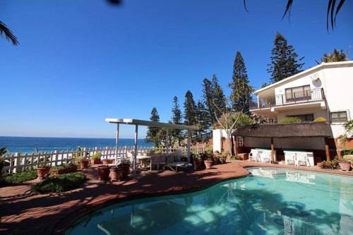 Ballito House | Charming Family Holiday Home Private Beach