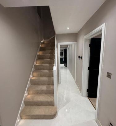 Mottingham and Chislehurst North House | Charming Home