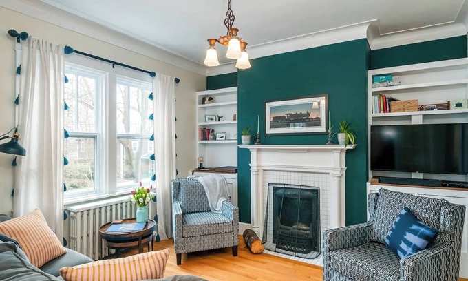 Waterford Valley House | Charming Home on the West Side of Downtown