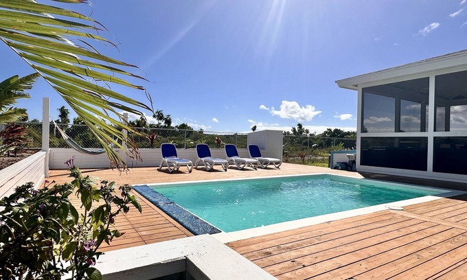 Cockburn Town House | Charming house offers a relaxing holiday on the beautiful island of San Salvador