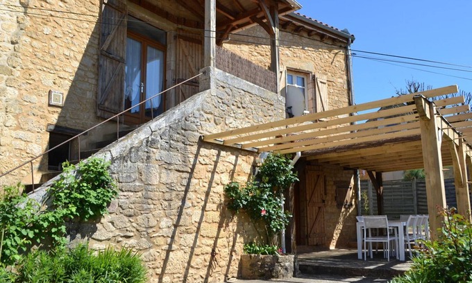 Grolejac Cottage | Charming house, shaded terrace near Sarlat