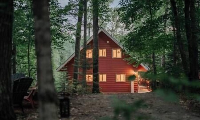 Faraday House | Charming Lakefront Cottage w/Hot Tub, Dock & Fire Pit