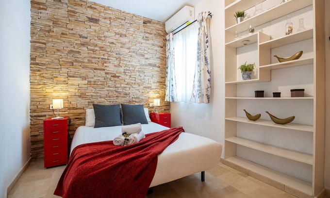 El Ejido Apartment | Charming Malaga Stay: Walk to Top Sights