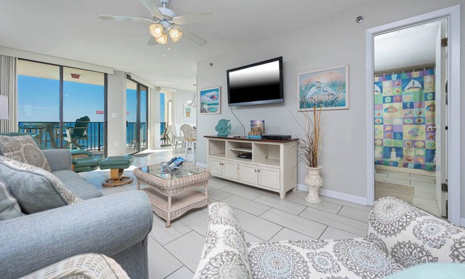 Orange Beach Condo | Charming One Bedroom Condo at Phoenix V Unit #411