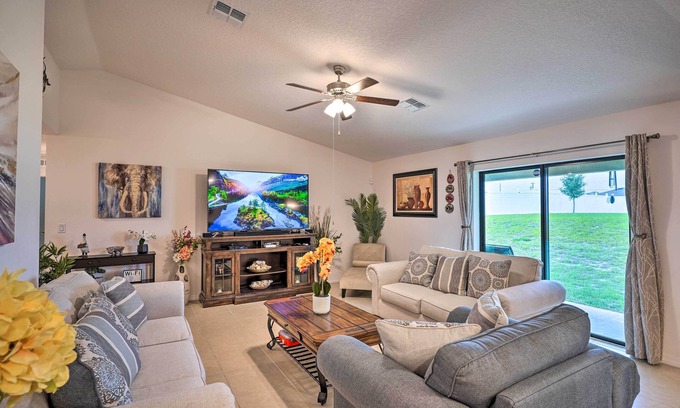 Fedhaven House | Charming Poinciana House w/Patio: 30 Mi to Disney
