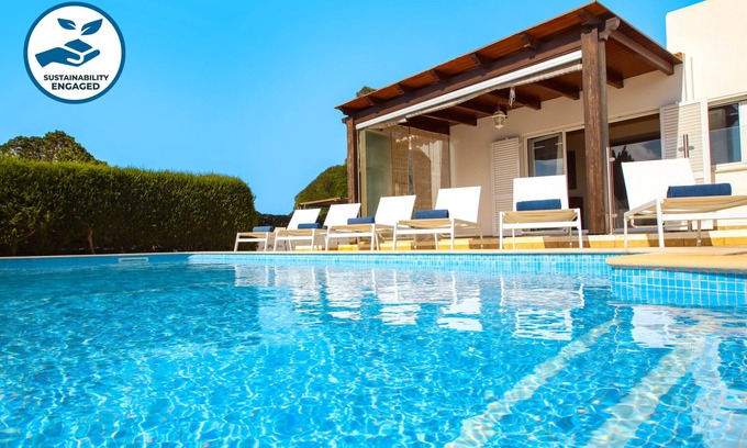 Mato Serrao Villa | Charming Retreat with Private Pool & BBQ