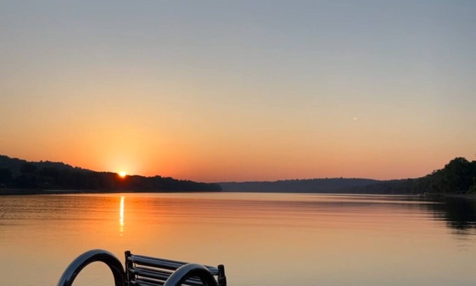 New Richmond House | Charming River House with Waterfront Access - Sleeps 14