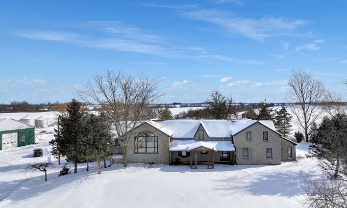 Caledonia Other | Charming Rustic Farmhouse