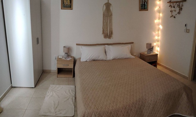 Molat House | Charming Studio apartment in the port of Molat