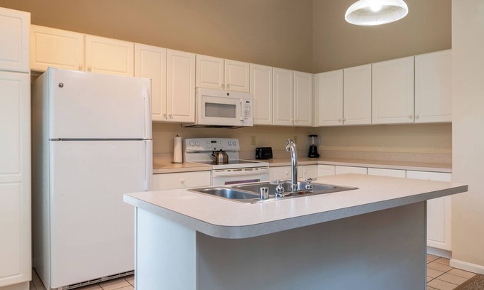 Bethel House | Charming townhome in brilliant Bethel, close to Sunday River.
