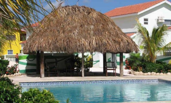 Lagun House | CHARMING VACATION HOME DIRECTLY ON THE BAY