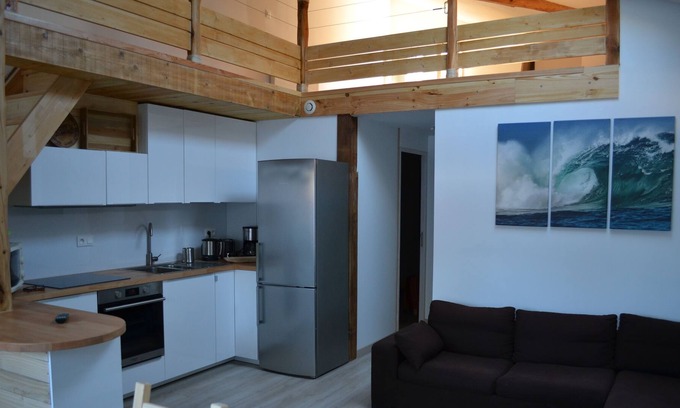 Tosse House | Charming well equipped duplex with wooden terrace