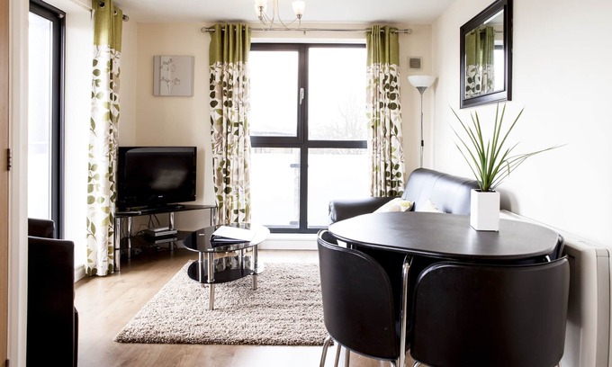Cheltenham Apartment | Cheltenham Plaza