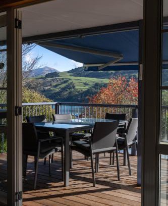 Akaroa House | Chemin Wonder - Akaroa Holiday Home