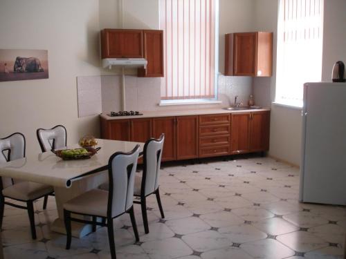 Chernovtsy Apartment | Chernivtsi Apartments