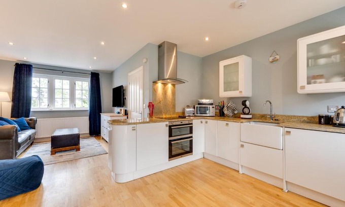 Adderstone House | Cherry Blossom