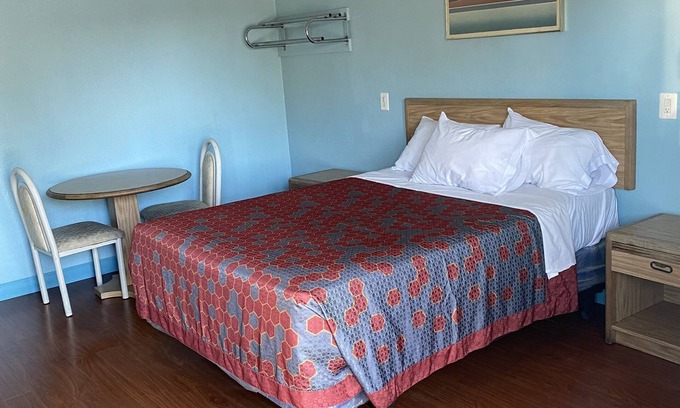 Southwest Anaheim Hotel | Chester Inn Motel - Near Adventure City