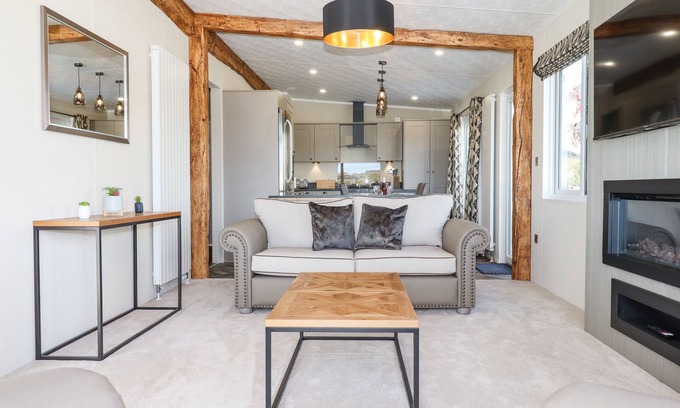 Teigngrace Cottage | Chestnut Lodge