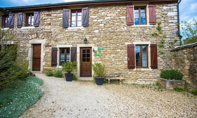 Chateauneuf Bed & Breakfast | Chez annie et jean michel Bagatelle chambres d hôtes