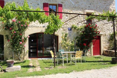 Les Granges-Gontardes House | Chez Germaine