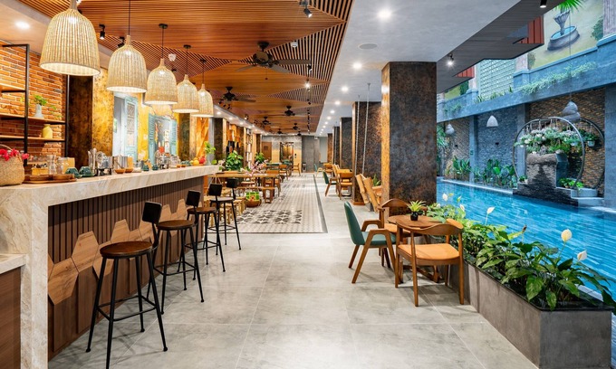 Son Tra Hotel | Chi House Danang