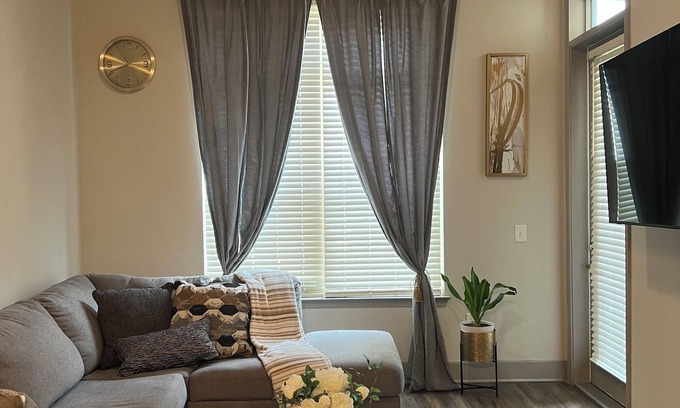 Lindbergh Apartment | Chic apartment in gorgeous Atlanta with WiFi, fitness room