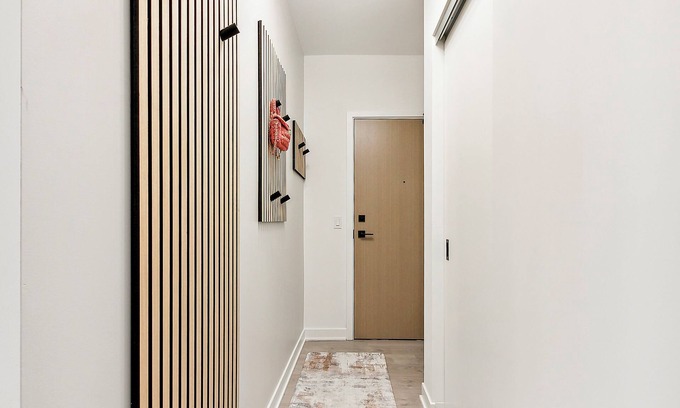 Islington - City Centre West Condo | Chic Condo in Prime Location – Stylish Stay with Easy Access to Everything!