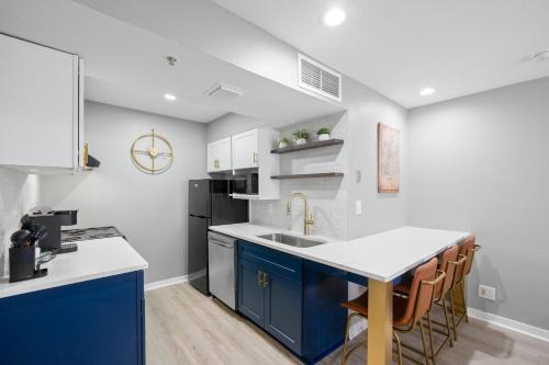 Garden Hills Apartment | Chic Condo Retreat in Central Buckhead Atlanta