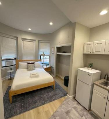 Prudential - St. Botolph Apartment | Chic Metro South End Studio