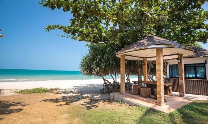 Khanom Hotel | Chonnapha Resort