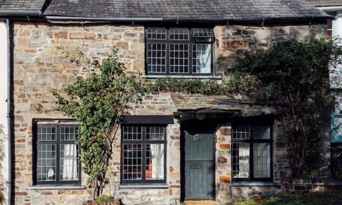Stratton Cottage | Church Cottage Stratton x4 per wkd
