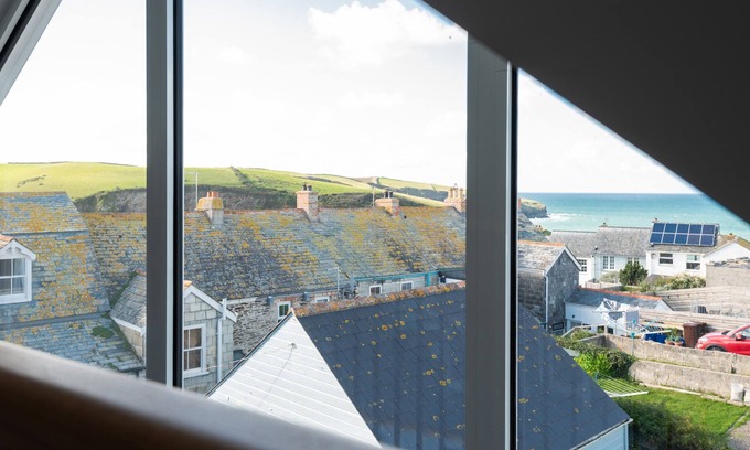 Port Isaac House | Church Rooms
