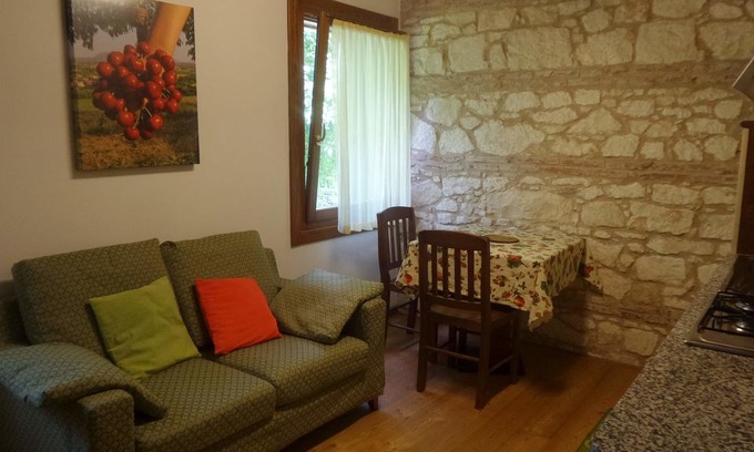 Longare Apartment | Ciliegi apartment with one bedroom and one bathroom on the first floor (apartment 4)